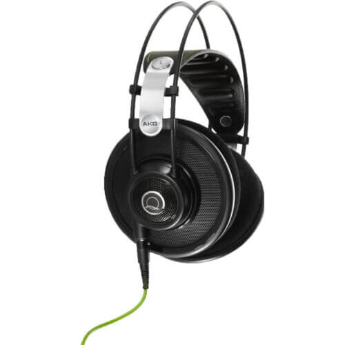 AKG Q702